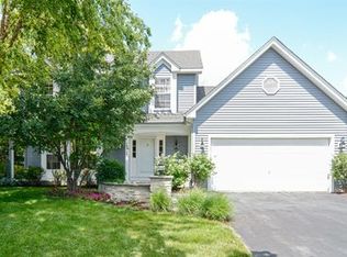 1225 Thornhill Ct, Geneva, IL 60134