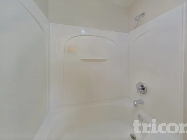 11311 Breezehill Ln — Photo 16