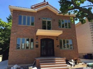 6737 185th St, Fresh Meadows, NY 11365