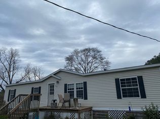 843 Peirce Rd, Cottageville, SC 29435