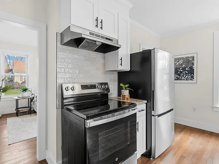 5 Niles St #5 — Photo 4