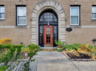 230 Massachusetts Ave APT 6, Arlington, MA 02474