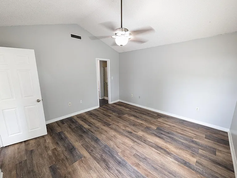 2236 Prytania Cir — Photo 11