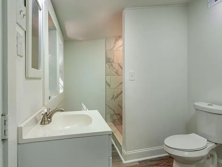 3028 Grand Ave SW — Photo 8