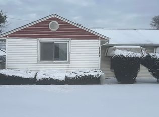 3212 Hendricks Rd, Robbins, IL 60472