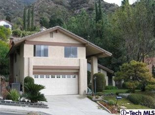 2705 Ridgepine Dr, La Crescenta, CA 91214