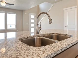 420 N Traquair Ln, Meridian, ID 83642