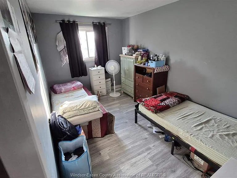 1095 Partington Ave — Photo 11