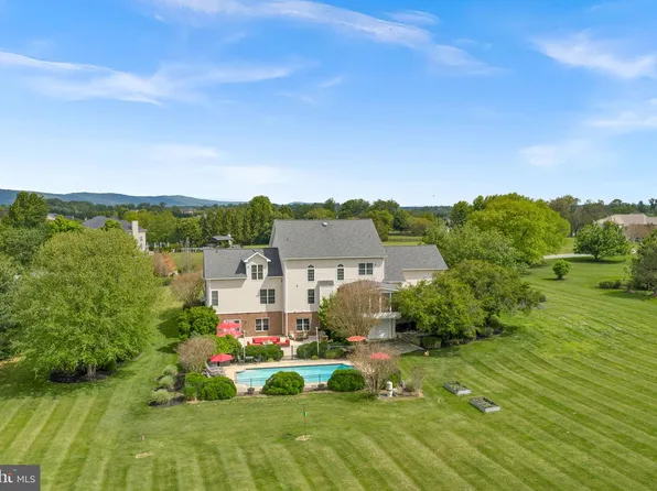 38087 Highland Farm Pl, Purcellville, VA 20132