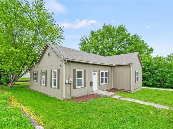 1101 N Independence St, Harrisonville, MO 64701