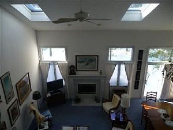 2nd image of 18 Waterford Ln #A