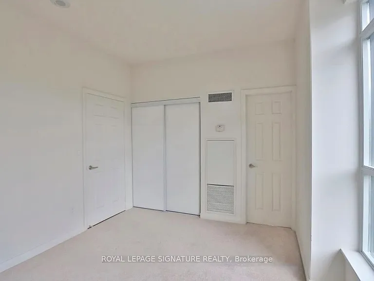 220 Forum Dr #Townhouse 105 — Photo 13