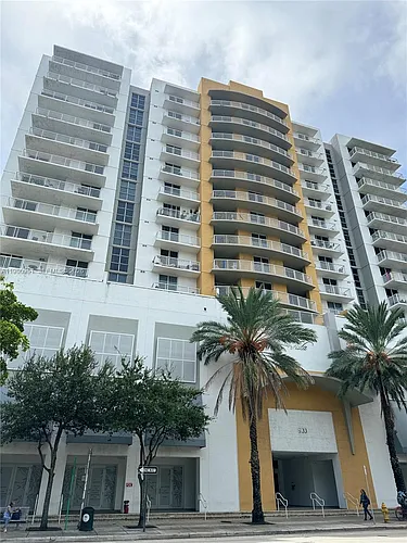 900 SW 8th St Photo 1