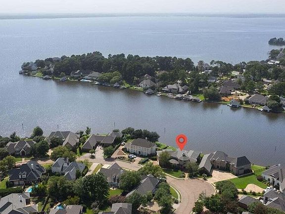 2nd image of 116 Port Ln