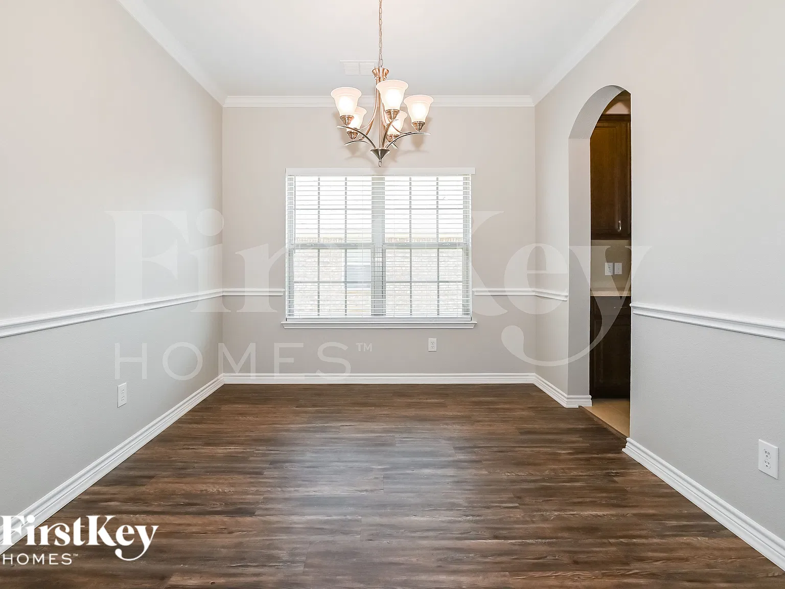 4 bed, 3.5 bath, 2761 sqft, $2,780 — Photo 3