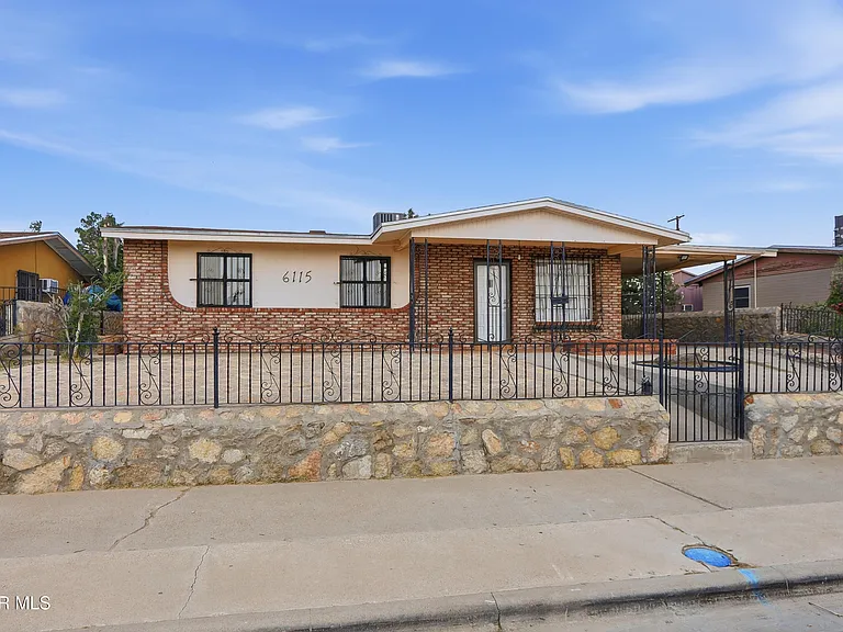 6115 Tesuque Dr — Photo 2