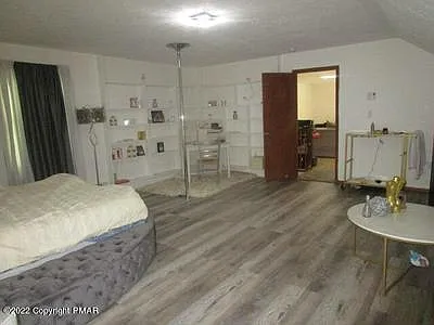 189 Oakenshield Dr — Photo 40