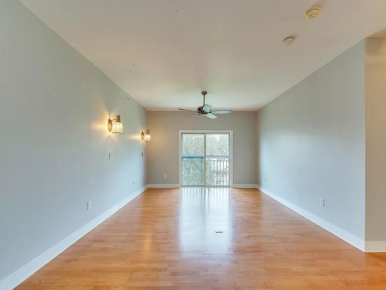 630 Calvert St #407 — Photo 14