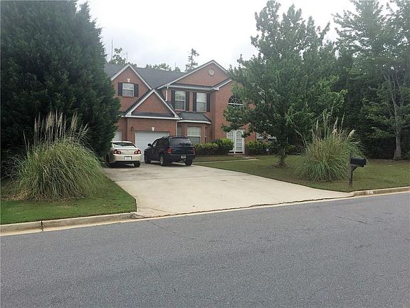 3rd image of 2455 Wall St SE