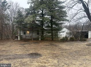 11352 Forge Hill Rd, Orrstown, PA 17244