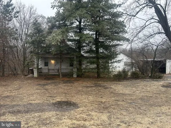 11352 Forge Hill Rd, Orrstown, PA 17244