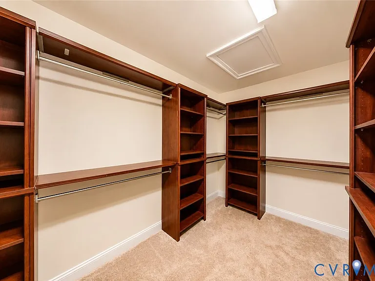 5421 Hickory Ann Dr — Photo 33