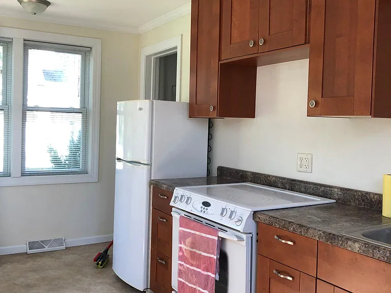 1623 Madison St — Photo 5