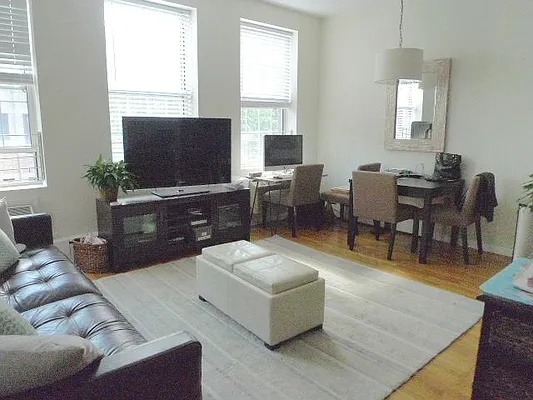 Rented by Level Group | media 12