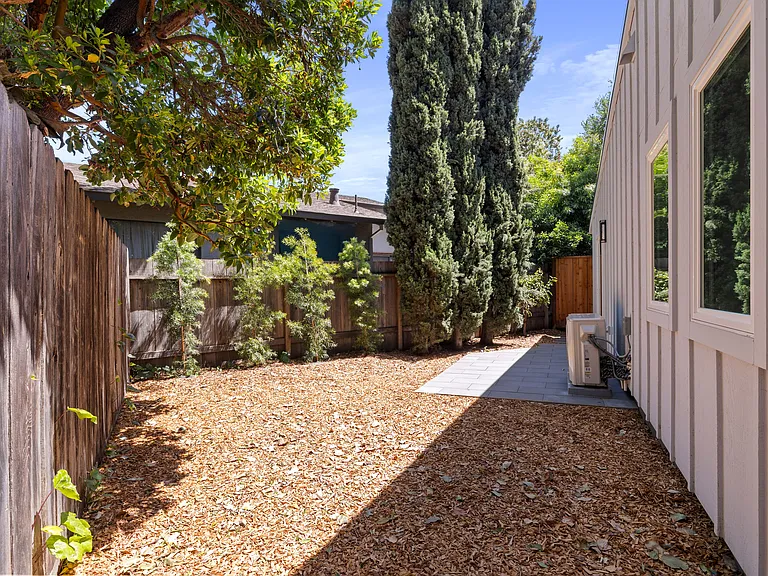 245 Roble Ave #253 — Photo 11