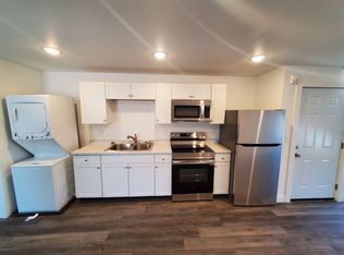308 Hill St #5, Dubuque, IA 52001