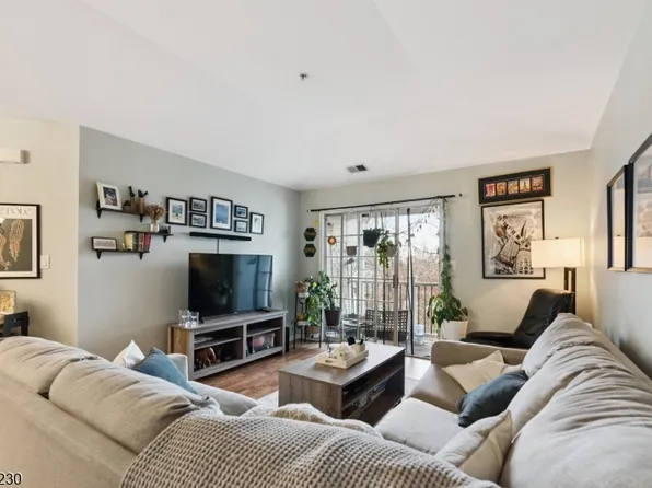 1634 Waterford Dr BLDG 16 #1634, Edison Twp., NJ 08817