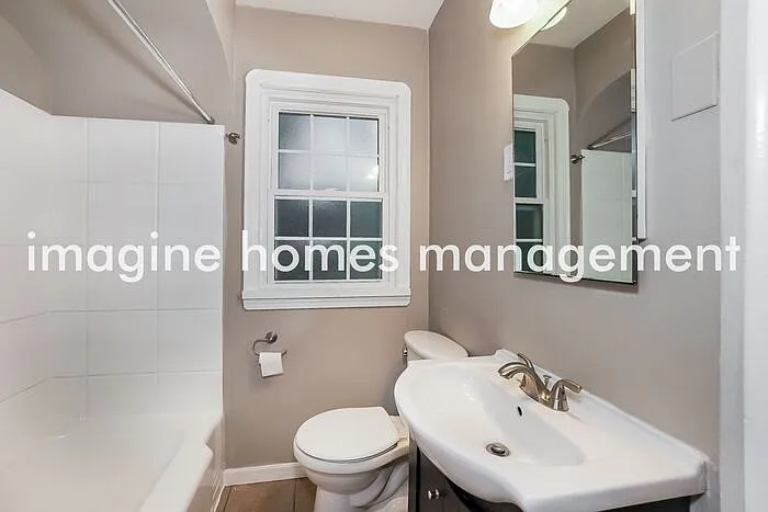2080 Olive Ave — Photo 13