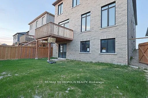 75 Eastgrove Sq #BASEMENT — Photo 18