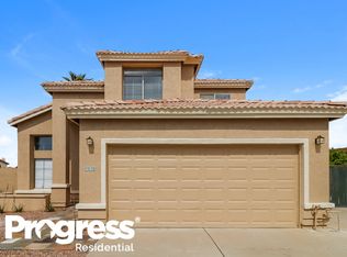 7038 W Louise Dr, Glendale, AZ 85310