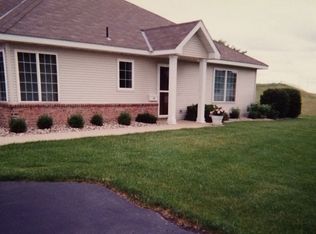 724 24th St SE, Willmar, MN 56201