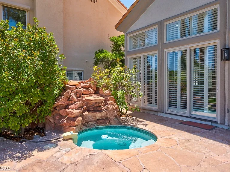 8848 Rainbow Ridge Dr — Photo 40