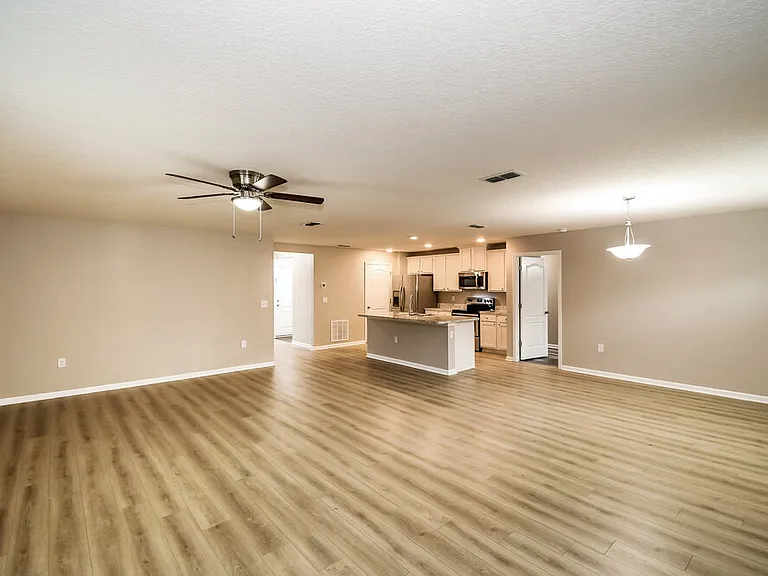 3507 Twin Falls Dr — Photo 4