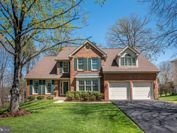 6183 Snowhill Ct, Centreville, VA 20120