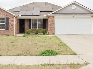 1430 Scotland Dr, Centerton, AR 72719