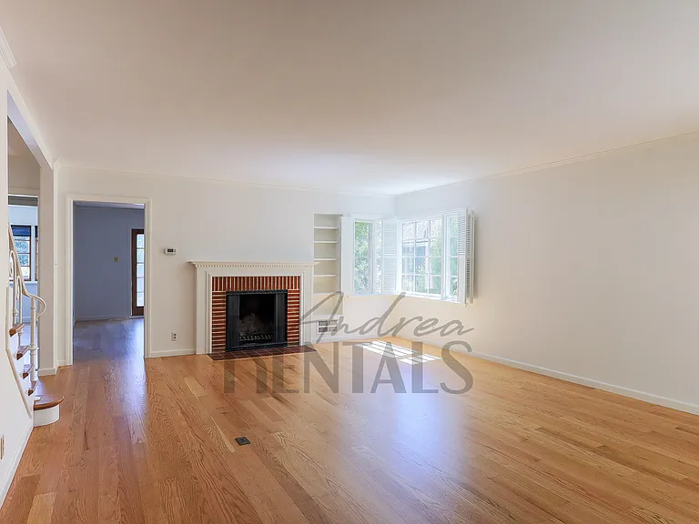 5555 Harbord Dr — Photo 4