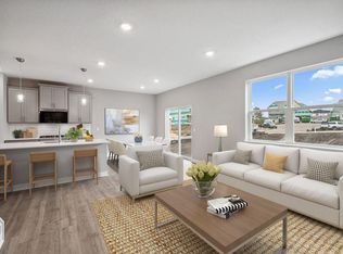 712 Winterberry Ln, Waconia, MN 55387