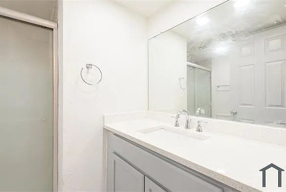 4620 San Jacinto St — Photo 23