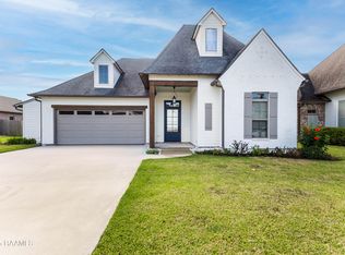 110 Snapping Ln, Broussard, LA 70518
