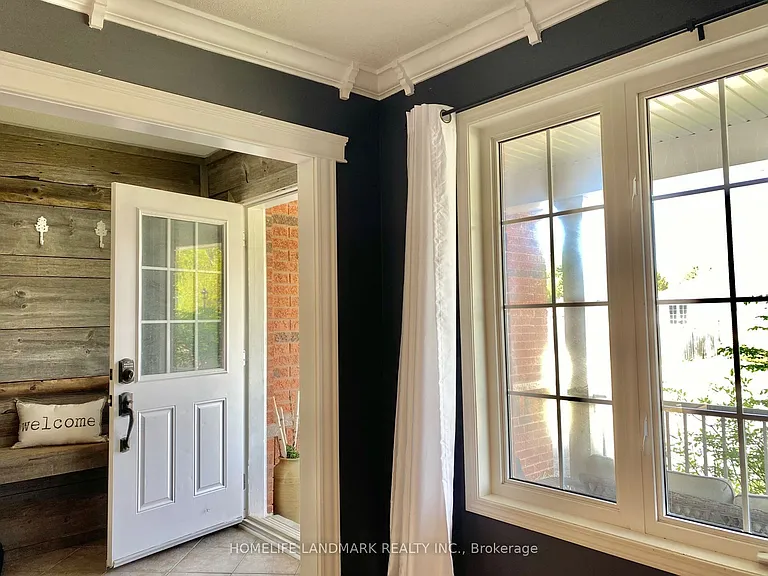 78 Christy Dr — Photo 2