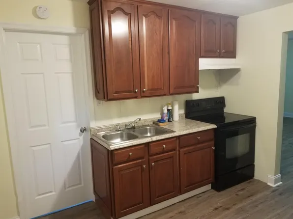710 Cameron St, Petersburg, VA 23803