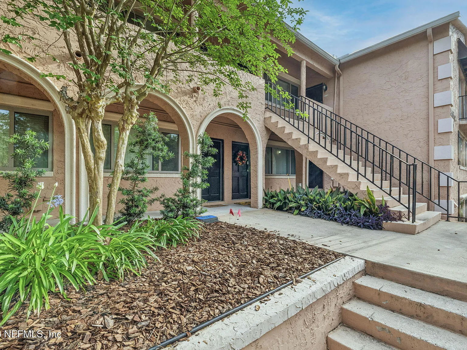 2 bed, 2.0 bath, 1016 sqft, $1,500 — Photo 2