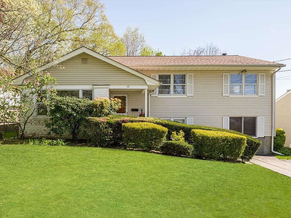 1st image of 42 Fairview Avenue