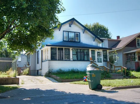 1040 Rathbone St SW, Wyoming, MI 49509