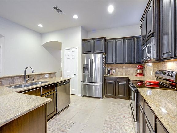 3rd image of 2701 Waterdance Dr