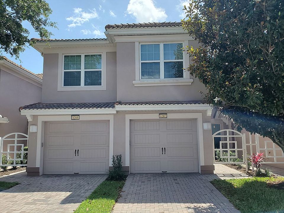 Right Garage & Top Floor   